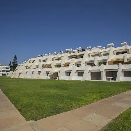 Larnaca Sunshore Beachfront Suite Oroklini Zimmer foto