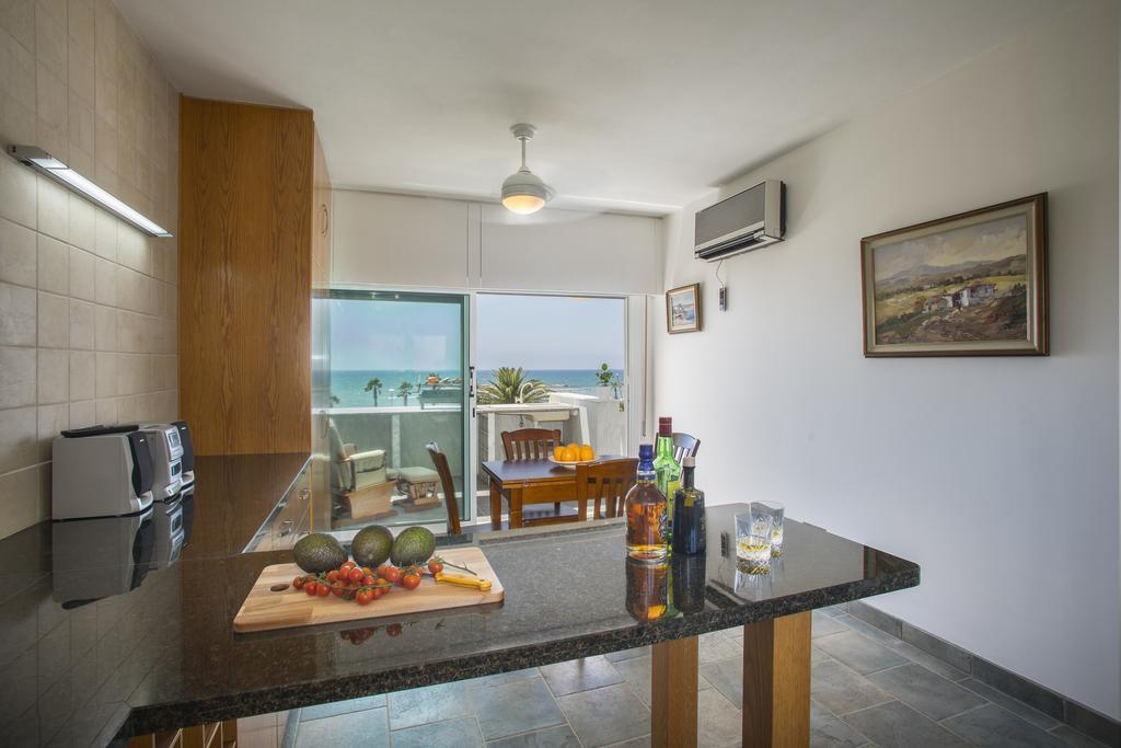 Appartement Larnaca Sunshore Beachfront